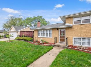 7756 S Oconto Ave, Bridgeview, IL 60455