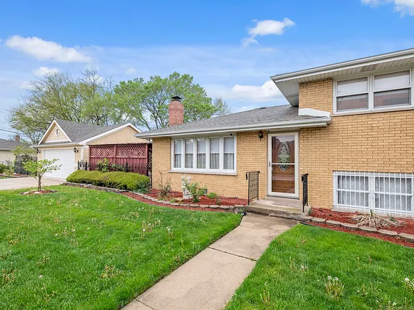 7756 Oconto Ave, Bridgeview, IL 60455