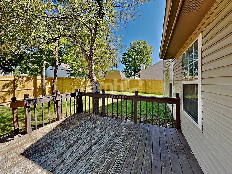 8420 Brook Pointe Ct — Photo 20