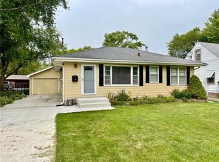 1918 50th St, Des Moines, IA 50310