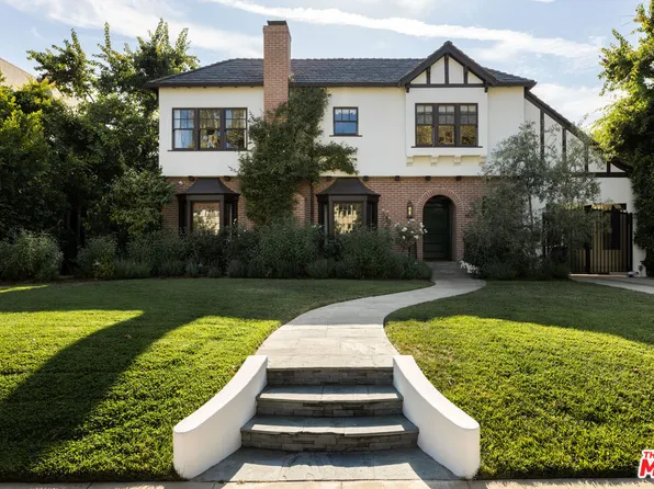 165 S McCadden Pl, Los Angeles, CA 90004