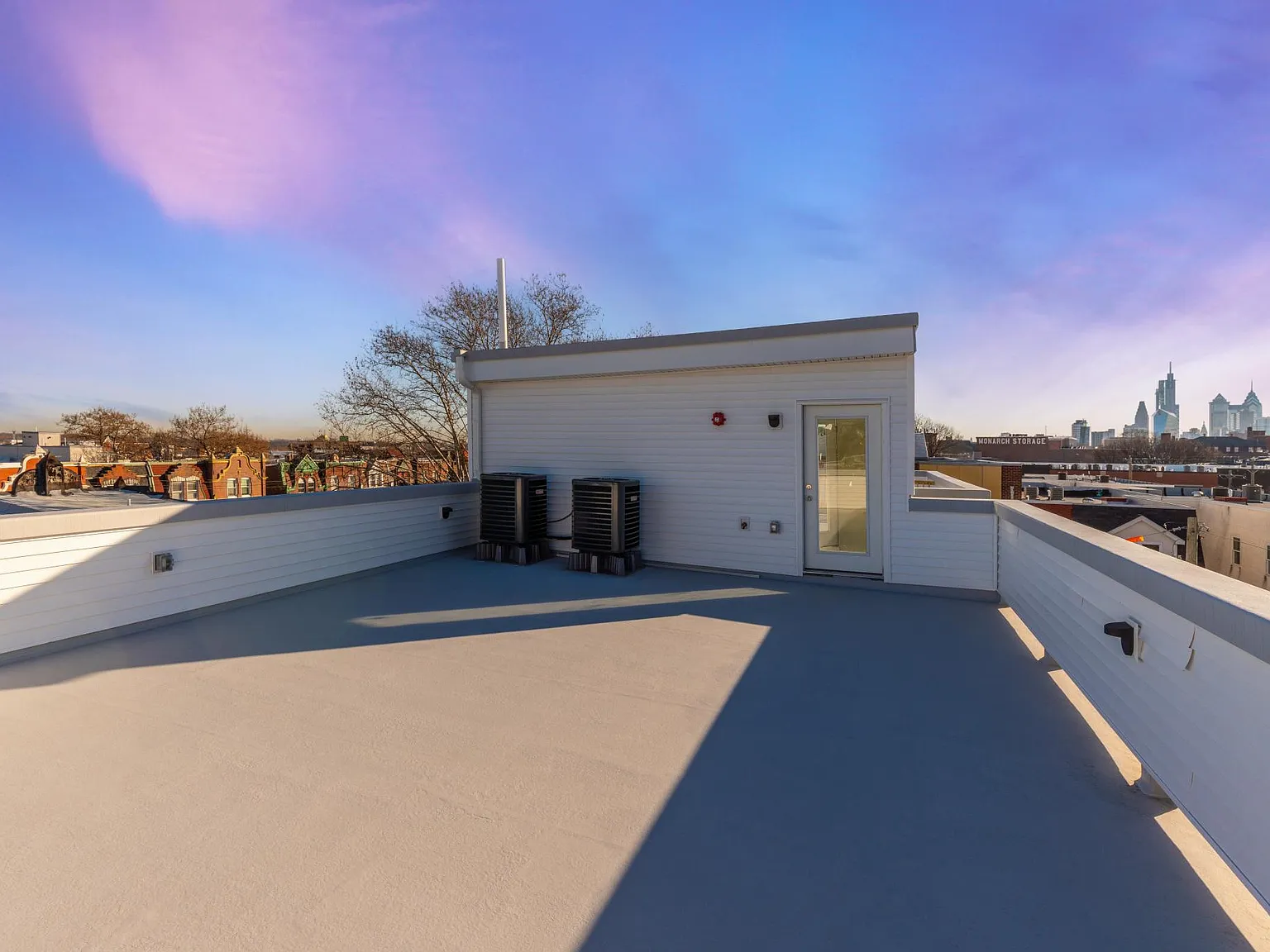 438 Wiota St — Photo 3