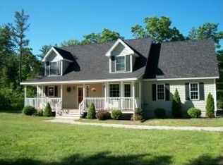 27 Jefferson Rd, Center Conway, NH 03813