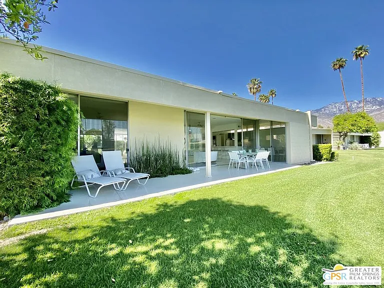 16 Lakeview Cir — Photo 8