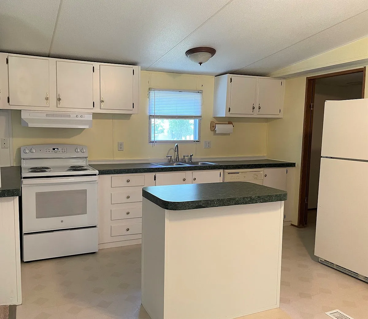 3018 Aplin Rd — Photo 4
