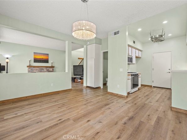 2244 Black Pine Rd