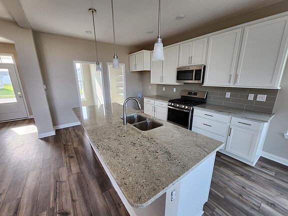 2nd image of 8472 Hackworth Dr