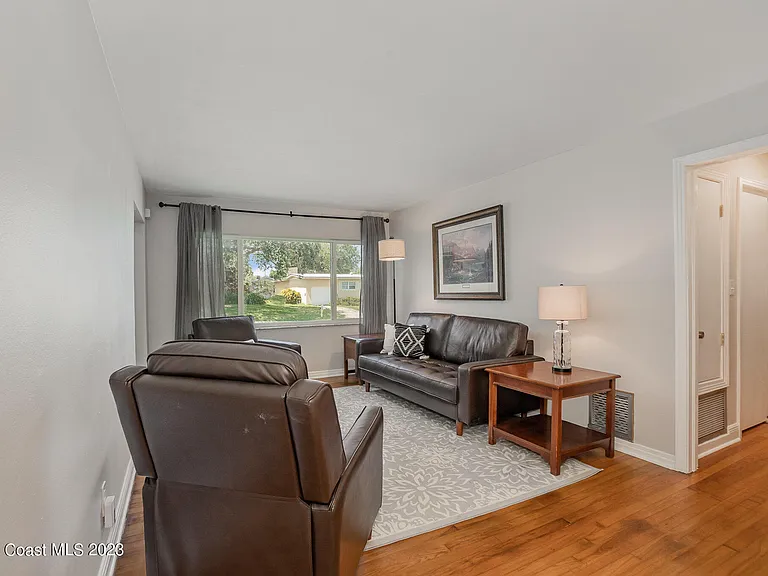 115 S Indian Cir — Photo 14