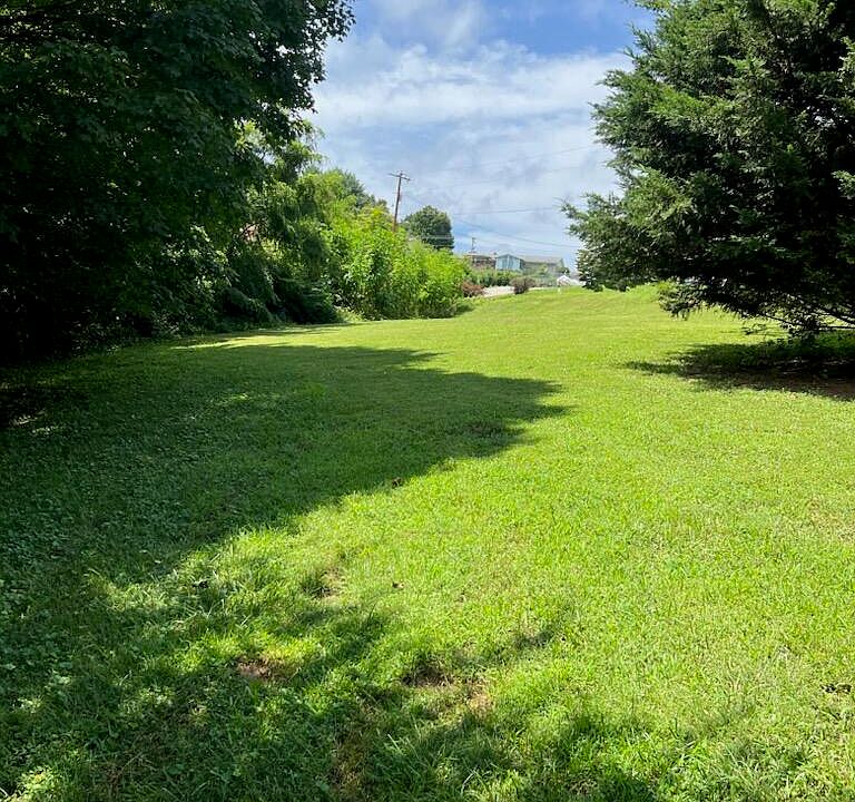 1st image of 7224 Glen Edward Dr