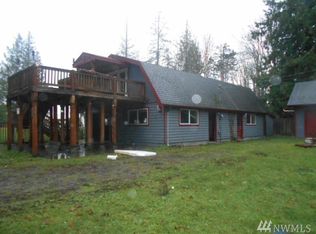 240 Parkside Dr, Camano Island, WA 98282