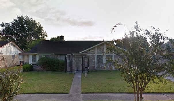 1st image of 7715 Eichler Dr