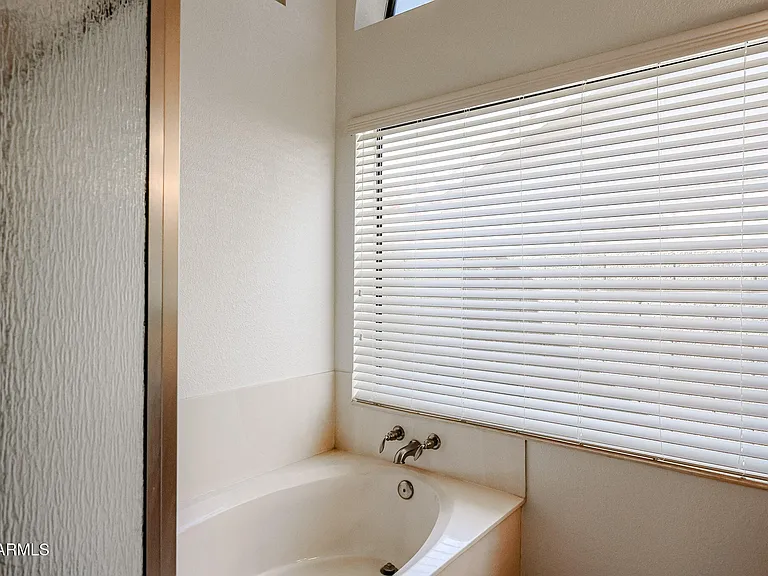 6910 W Kimberly Way — Photo 30