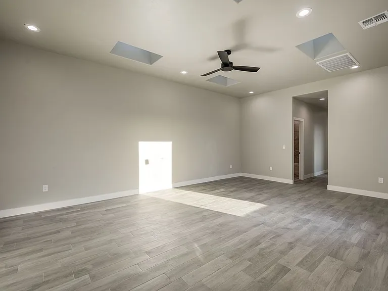 2920 Fairway Dr — Photo 5