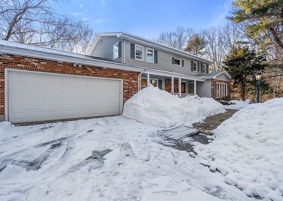 1st image of 61 Lincoln Rd