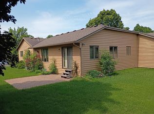 1820 Red Fox Rd, Saint Cloud, MN 56301