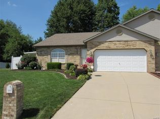2273 Glenfield Dr, Shiloh, IL 62221
