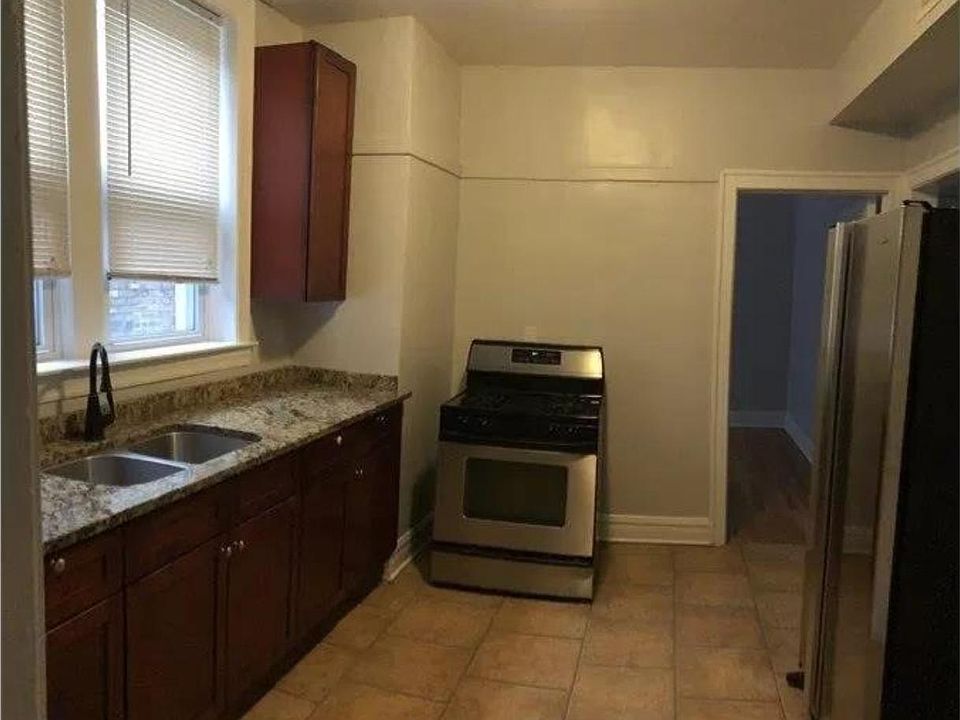 1st image of 7831 S Essex Ave APT 3F