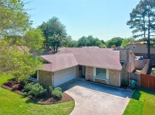 3217 Hickory Ct, Bedford, TX 76021