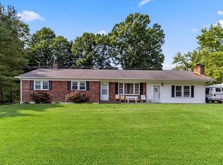 386 Bluestone Loop Rd, Bluefield, VA 24605