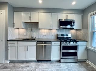 8028 W Center St, Milwaukee, WI 53222