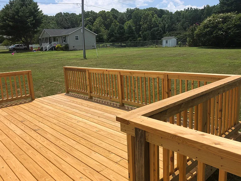 9384 Windsor Dr — Photo 2