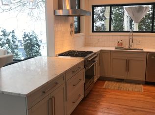 1002 25th Ave E, Seattle, WA 98112