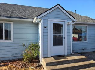 981 S Airport Rd, Lebanon, OR 97355