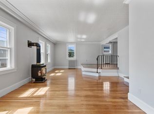 42 Webster St #1, Newport, RI 02840