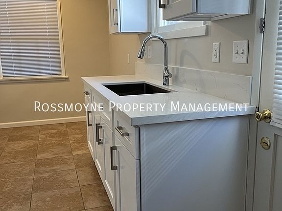 4th image of 2220 Mira Vista Ave Unit 1