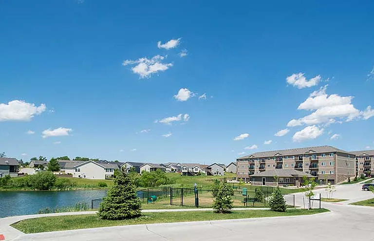 Walnut Lake Apartments — Photo 29