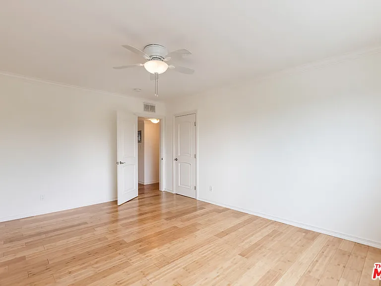 1226 Franklin St #4 — Photo 29