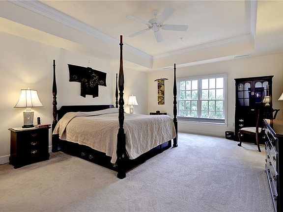 4th image of 2203 Eaglescliffe