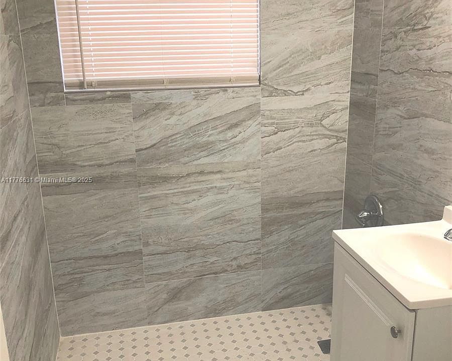 2nd image of 1740 NW 41st St
