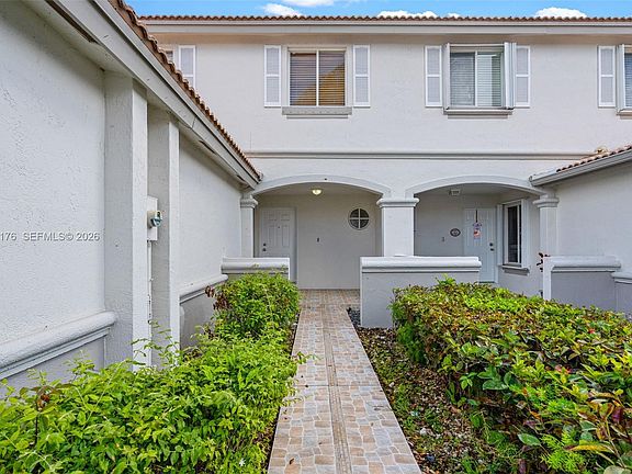 4th image of 7413 SW 162nd Path