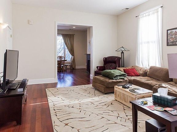 4th image of 1224 W Wrightwood Ave #2
