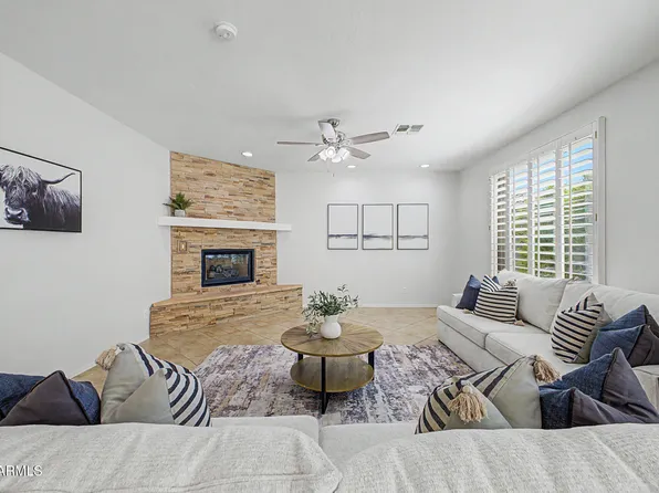 8039 W FOOTHILL Drive, Peoria, AZ 85383