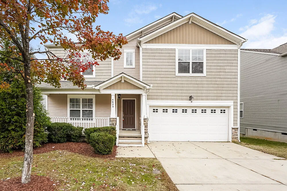 3 bed, 2.5 bath, 2989 sqft, $2,640 — Photo 1