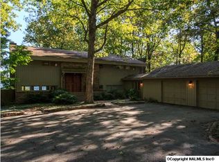 4624 Panorama Dr SE, Huntsville, AL 35801