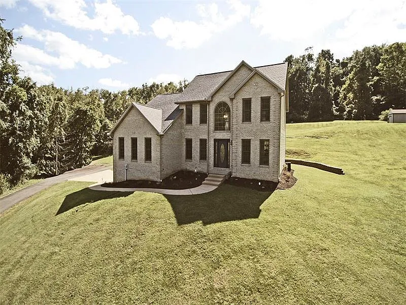 612 Munntown Rd photo 1