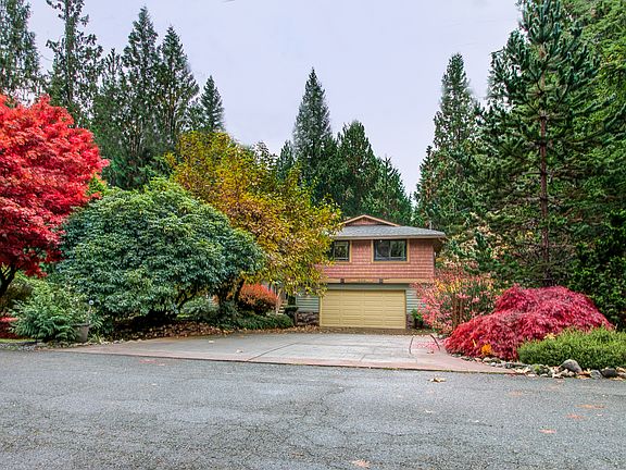 2nd image of 18219 NE 196th Ct