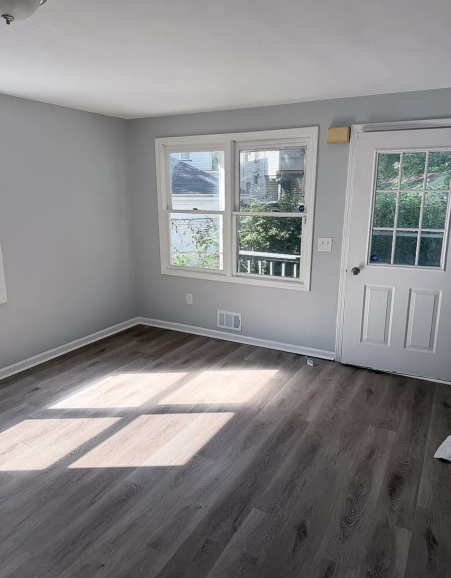 2 bed, 1.5 bath, 884 sqft, $1,350 — Photo 3