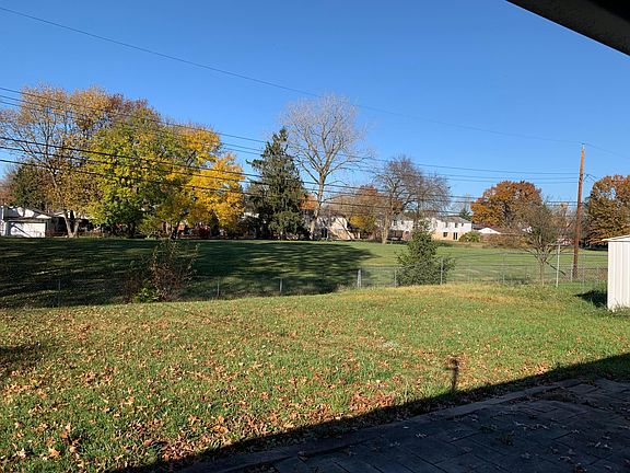 2nd image of 1513 Golding Dr