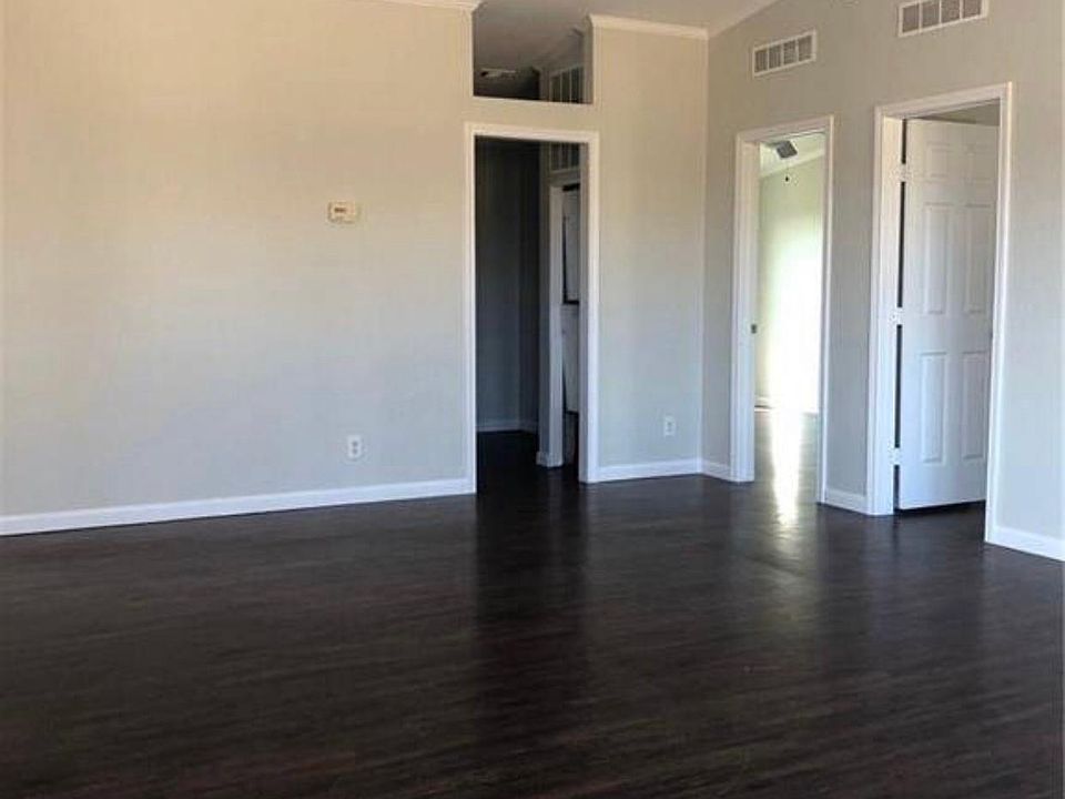 2nd image of 8407 Riverstone Dr