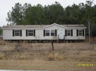 1272 Marion Amos Rd, Roseboro, NC 28382