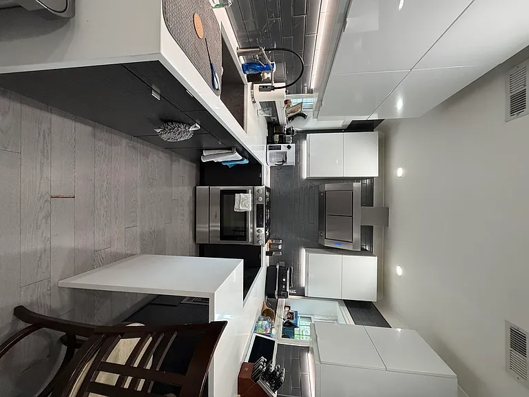 2145 W Fletcher St #3R — Photo 14
