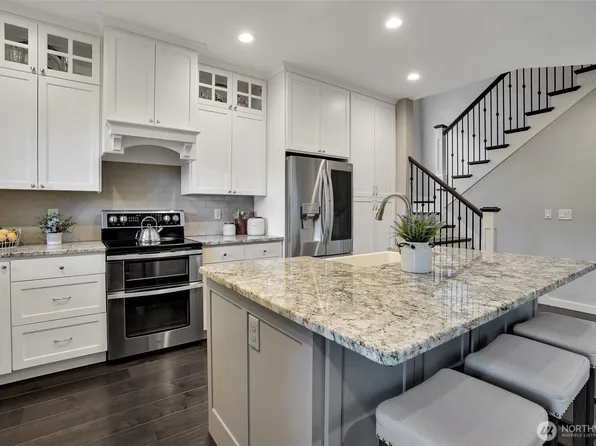 16144 167th Avenue SE, Renton, WA 98058