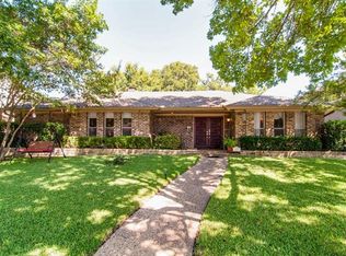 6717 Southpoint Dr, Dallas, TX 75248