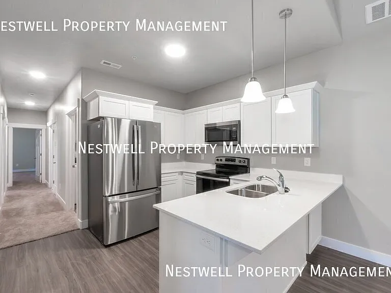 753 N Favreau Ln #U301 — Photo 4