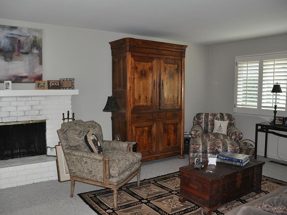 1st image of 1223 Cortez Dr APT 1
