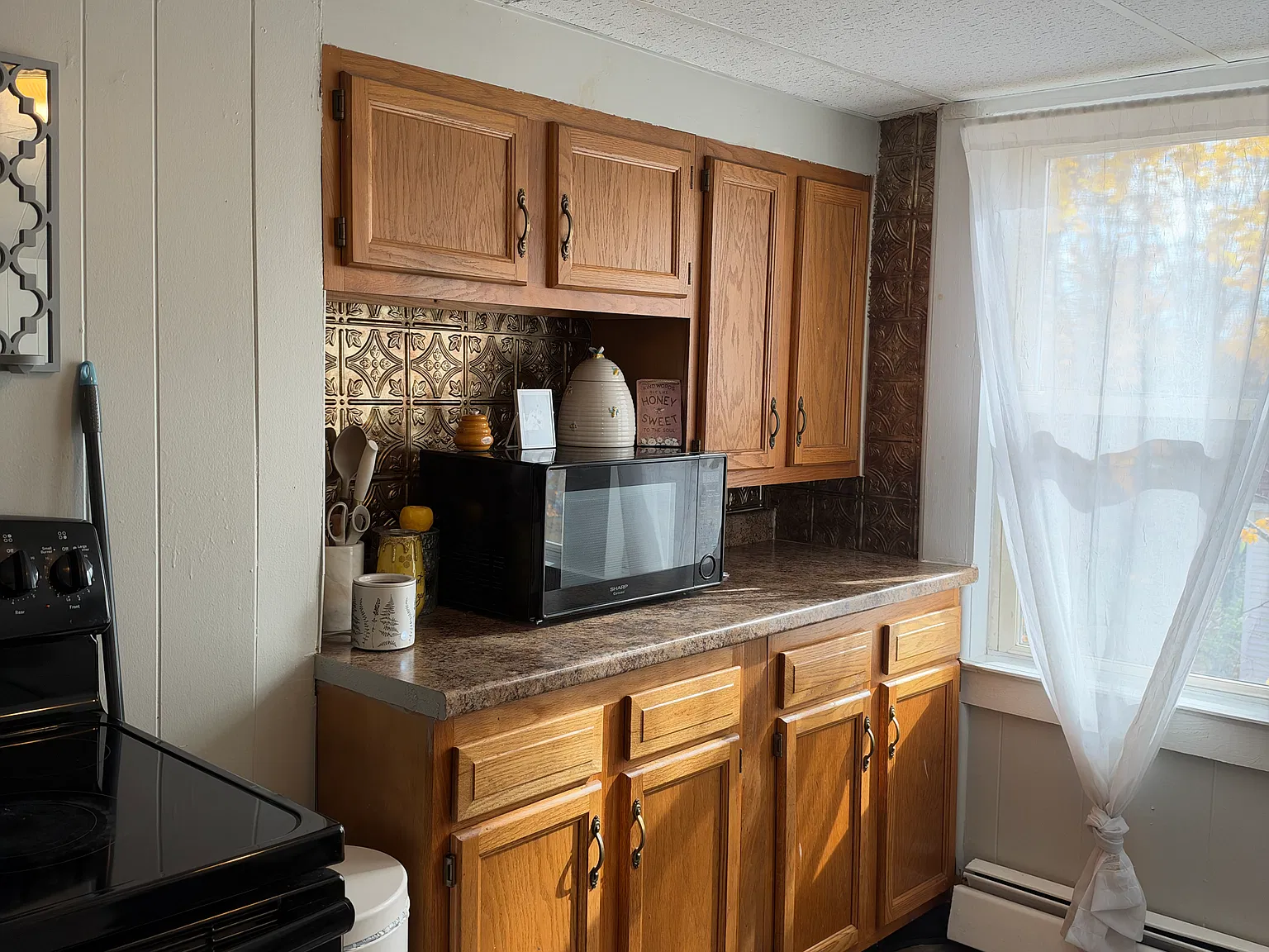 2 bed, $1,300 — Photo 2